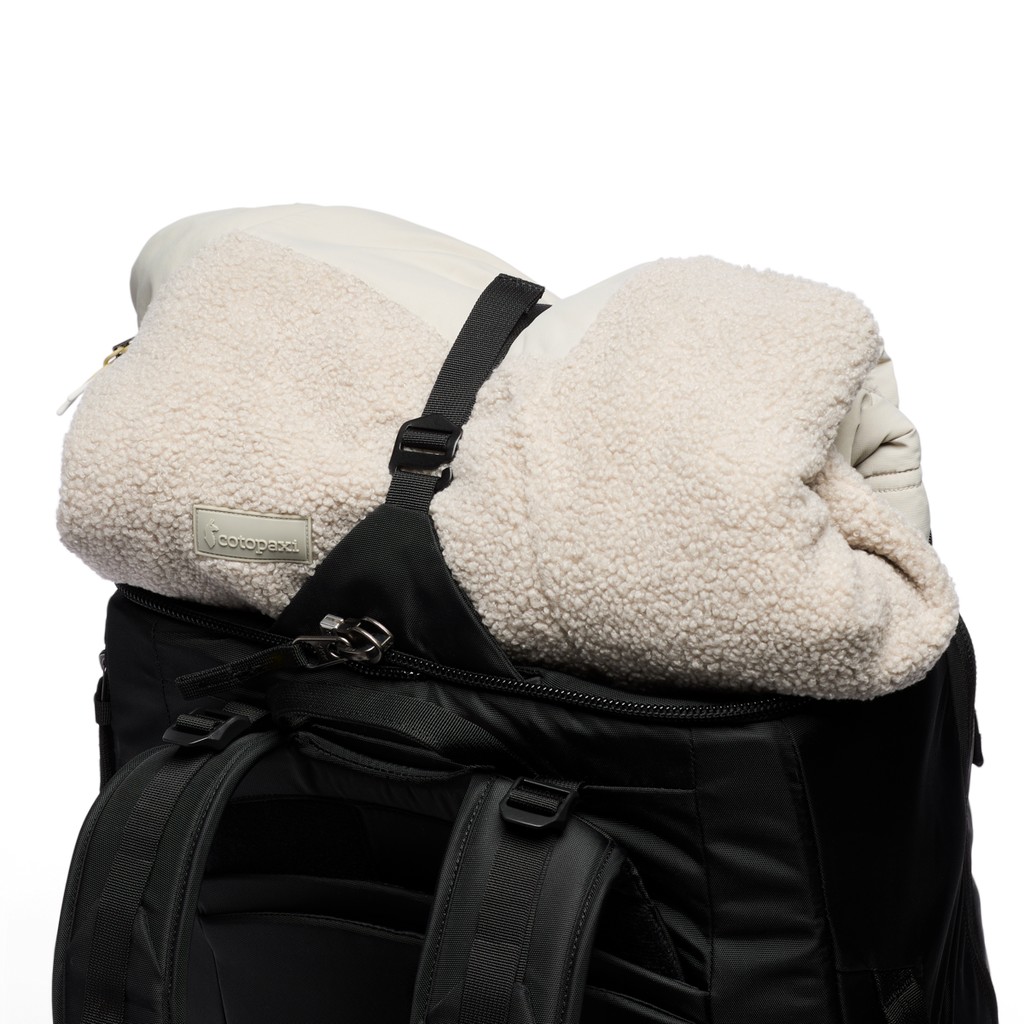 Allpa 50L Adventure Travel Pack, Cotopaxi Black