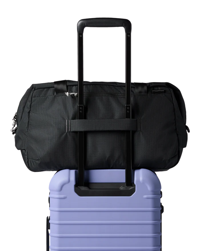 Viaje 35L Travel Duffel