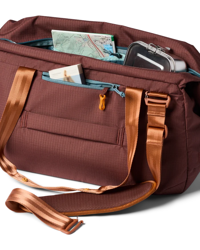 Viaje 35L Travel Duffel