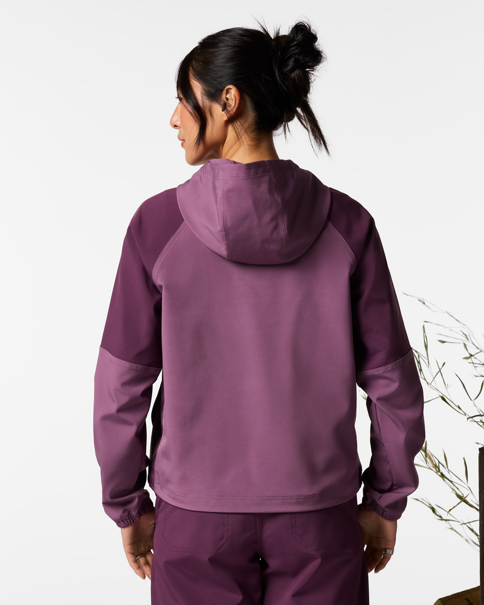 Women's Adelante Hoodie